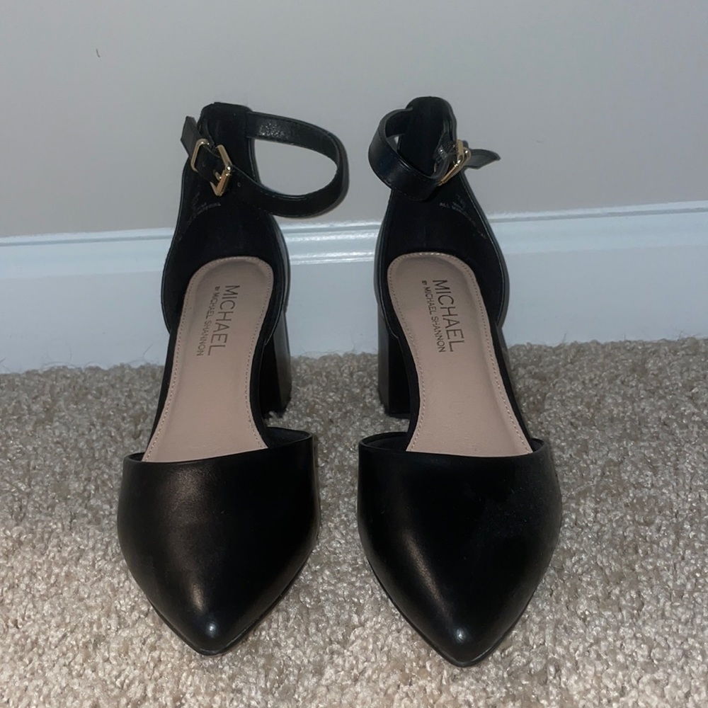 NEVER WORN - Black Heels